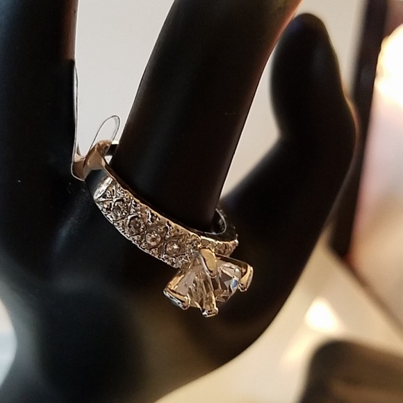 Rhinestone Faux Diamond Cocktail Ring - Picture 2 of 2